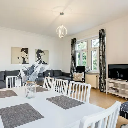 Dellbruck Apartment